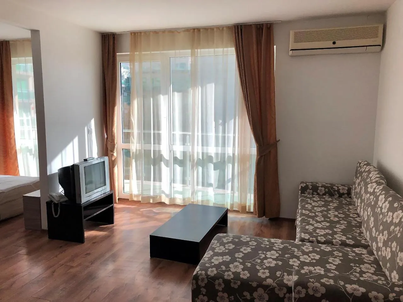 Clara Hotel Burgas